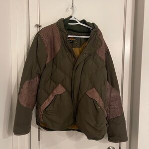 Eddie Bauer Olive Green Puffer Jacket with Brown Accents
